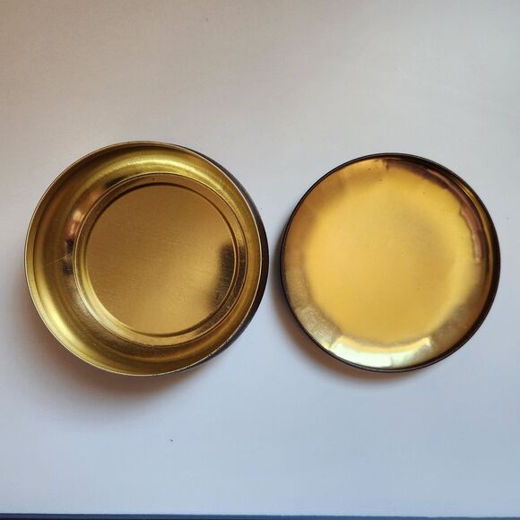 Vintage Hershey Chocolate 1982 Metal Tin - Picture 4 of 6